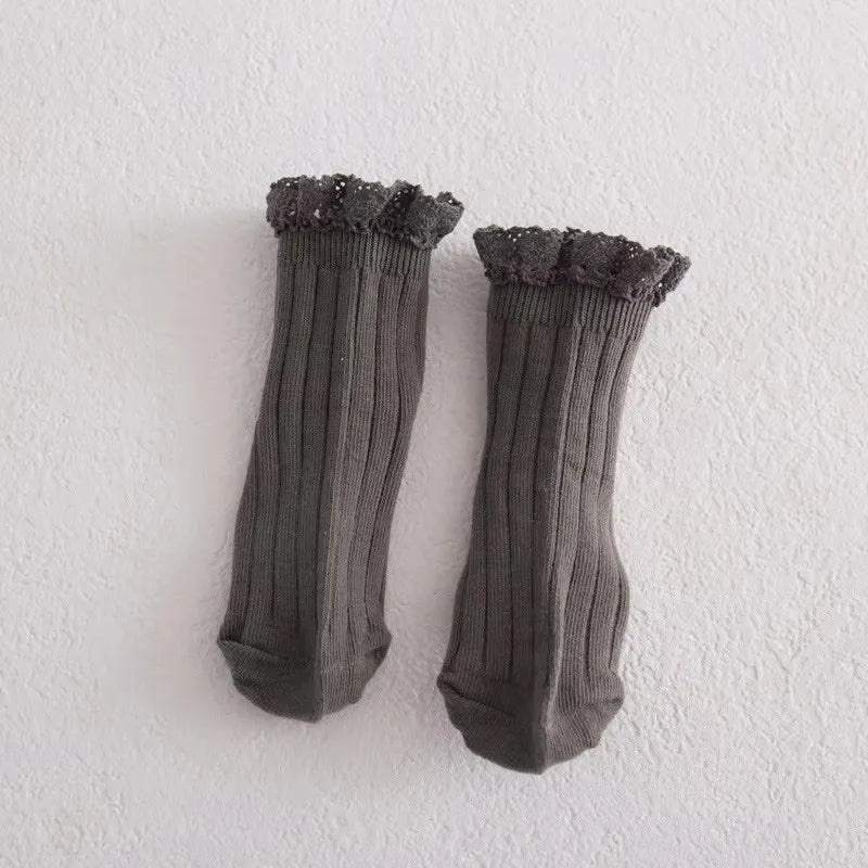 Chaussettes  avec dentelle